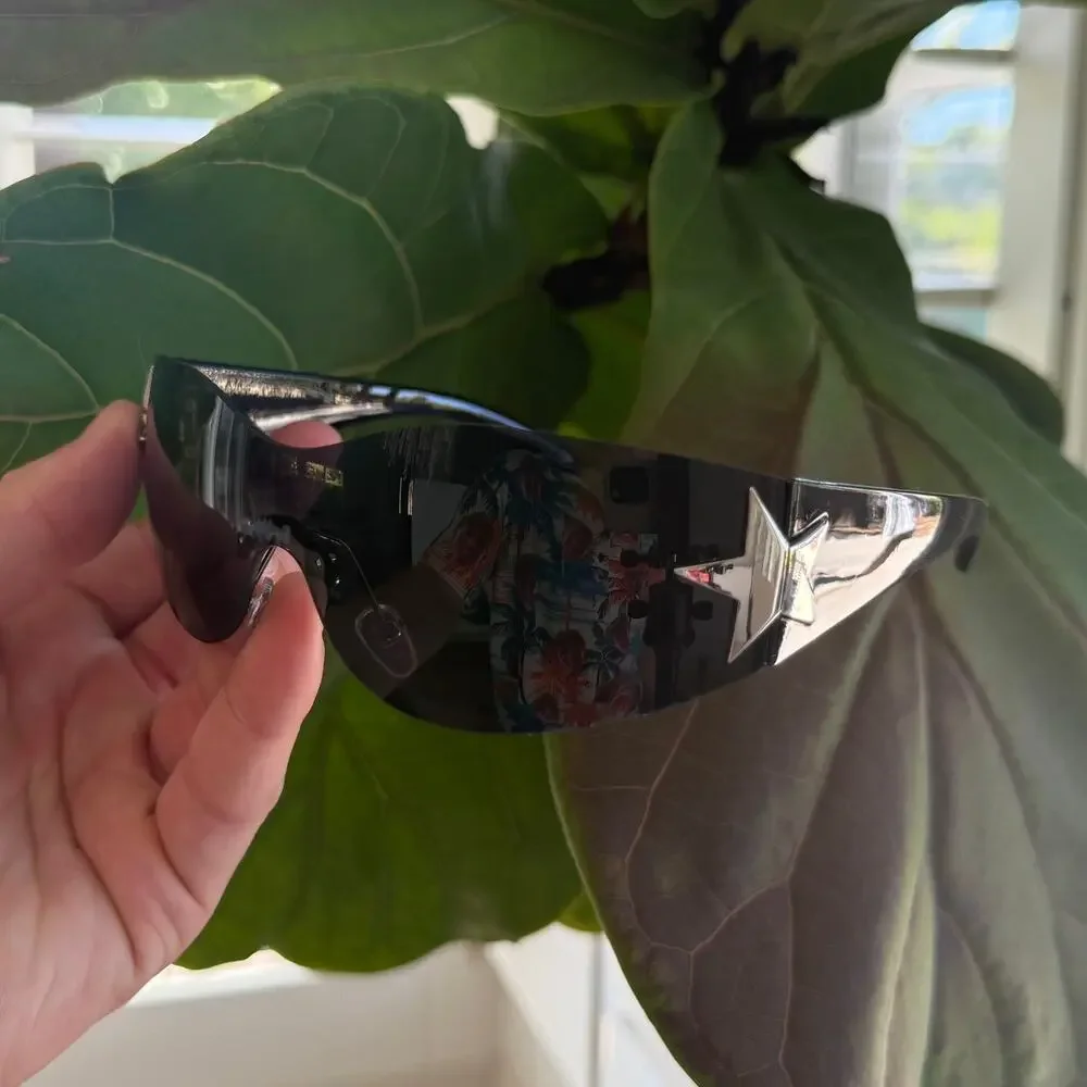 Y2K Star Shaped Black Silver Sunglasses Unisex Bold Streetwear UVA UVB